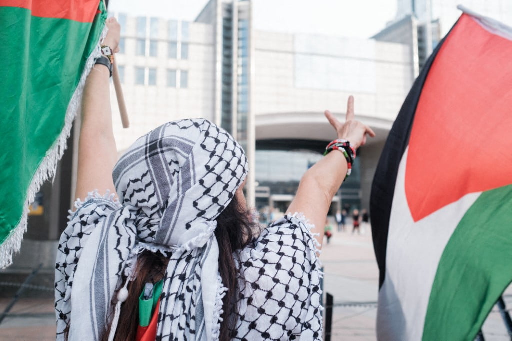 Interdiction du drapeau palestinien à Bruxelles ? - Investig'action