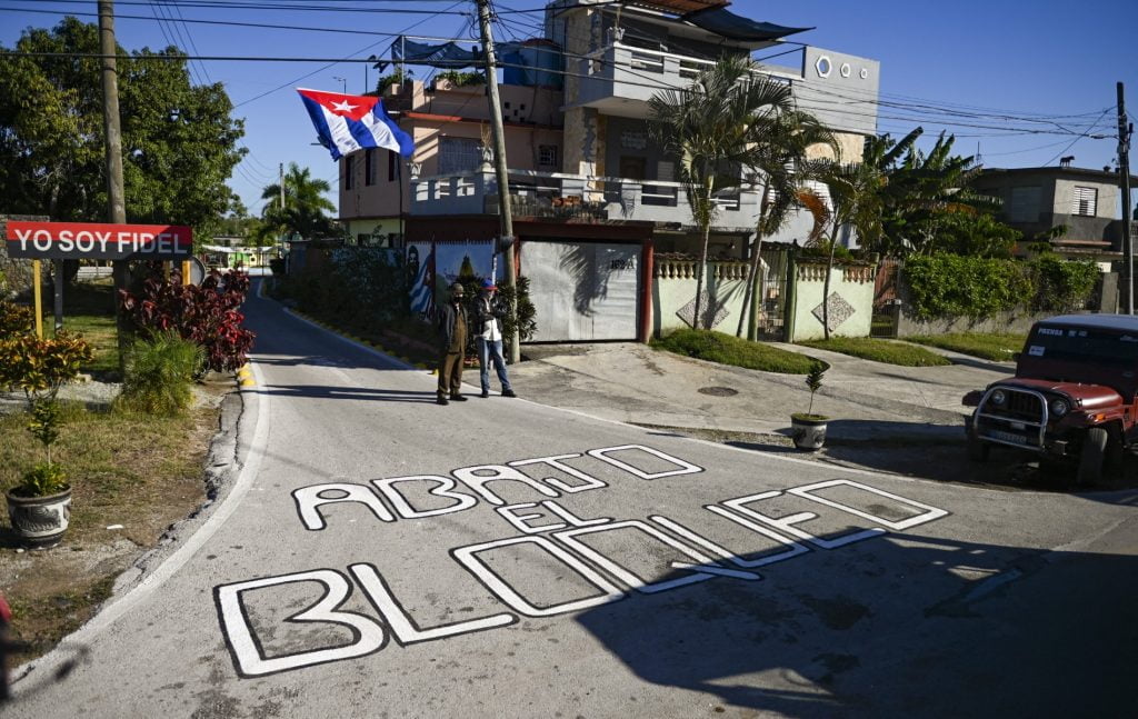 Message contre le blocus de Cuba