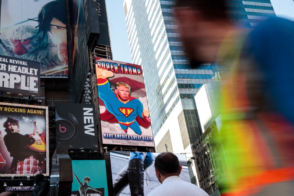 NEW YORK, NY - SEPTEMBER 15: A view of a digital billboard supporting Donald Trump in Times Square, September 15, 2016 in New York City. The billboard was paid for by a pro-Trump political action committee (Super PAC) called 'Committee to Restore America's Greatness.' The billboard will run in Times Square through the end of the week before moving on to I-4 highway corridor in Florida. Drew Angerer/Getty Images/AFP (Photo by Drew Angerer / GETTY IMAGES NORTH AMERICA / Getty Images via AFP)
